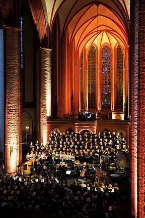 Domkantorei Stendal (Mitteldeutsche Kirchenmusiktage 2019), Foto: Gerhard Draschowski